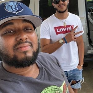 Meet your Posher, Pedro